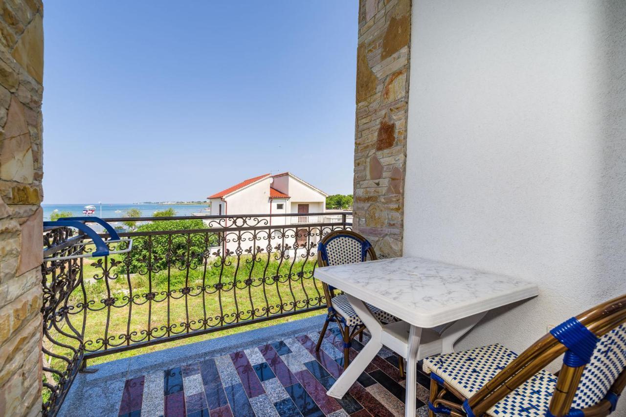 Apartments Bozana Zaton  Exterior photo